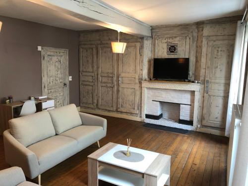 Appartement Spacieux appartement 2/6 pers 110m² proche CNPE 8 Rue Charles de Gaulle Lagnieu