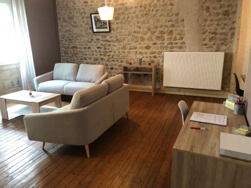 Spacieux appartement 2/6 pers 110m² proche CNPE Lagnieu france