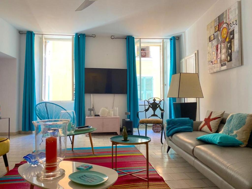 Appartement Spacieux et confortable appartement T3 au centre ville d Ajaccio 25 Rue Cardinal Fesch, 20000 Ajaccio