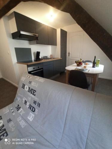 Appartement Spacieux et confortable en hyper centre N°5 14 Rue nationale Ernée