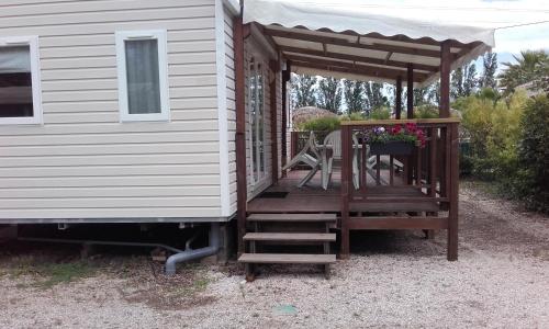 Camping Spacieux mobile home 6 places 2399 Rue de Montourey Fréjus