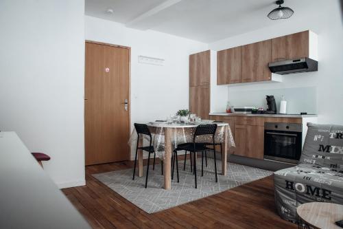 Appartement Spacieux neuf et lumineux hyper centre 14 Rue nationale Ernée