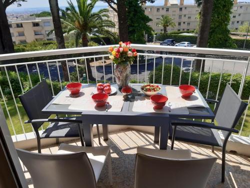 Appartement SPACIEUX STUDIO 37m2 - Terrasse VUE MER 86 Avenue Jean de Lattre de Tassigny Cannes