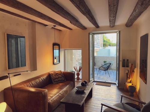 Spacious 2br in Arles Historical Center With Terrace Arles france