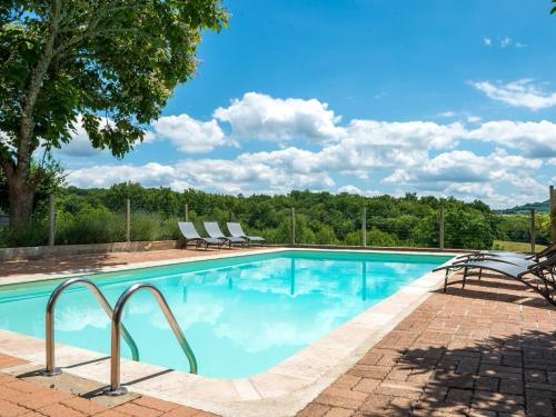 Spacious authentic farmhouse in a hamlet with magnificent view and pool Teillots france