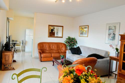 Appartement Spacious Luxury apt, 12 min walk to Croisette beach and Conf Centre 8 rue sergent Bobillot Cannes