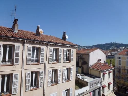 Appartement Spacious one bedroom - great location! 32 rue hoche Cannes