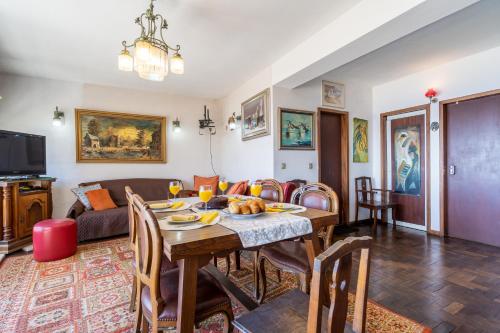 Appartement Spacious & Sunny Vintage Apartment at the Beach 10 Avenida Infante Dom Henrique 2º piso Vila do Conde