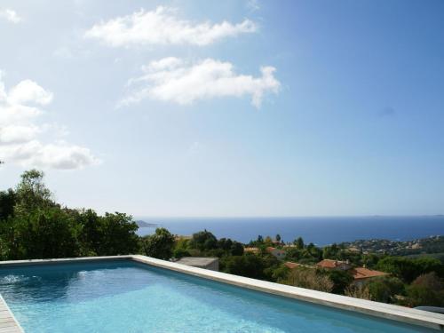 Villa Spacious villa in Albitreccia with Swimming Pool  Molini