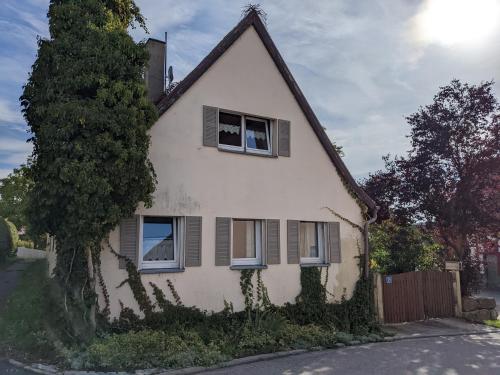 Appartements Spatzennest und Rabennest 29 Krautostheim Sugenheim