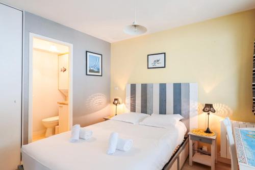 Appartement Splendid flat with terrace nearby La Rochelle city center - Welkeys 10 C rue de la Huguenote La Rochelle