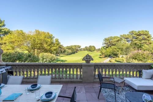 Splendide demeure de charme avec vue sur le Golf, proche plage et terrasse Anglet france