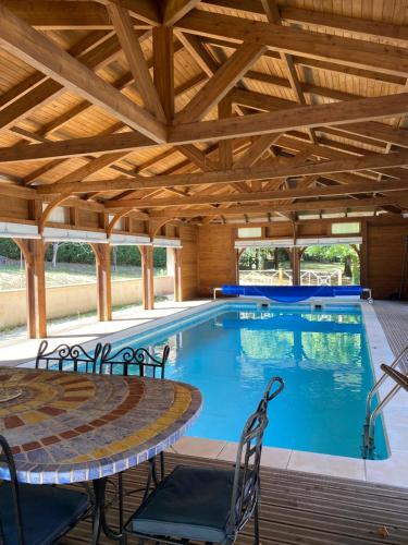 Villa St Amour - Maison en Dordogne avec piscine 431 Impasse de la Rivière Terrasson