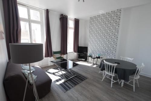 Appartement St Cyr Logement lumineux dans cœur de ville & wifi Apparemment C3 37 Rue de la Lampe Boulogne-sur-Mer