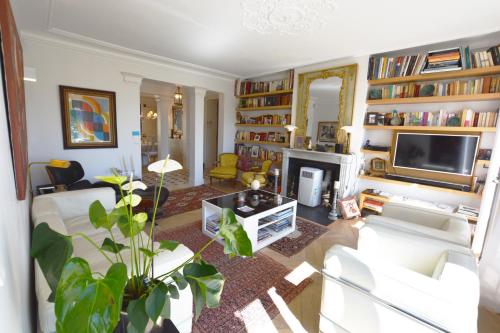 Appartement St Germain Luxury 4 11 Passage de la Visitation Paris