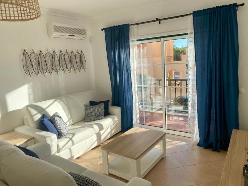 Appartement St. James Beach & Pool Apartment Rua do Cemitério Lote 3 R/C Apart 302 Luz