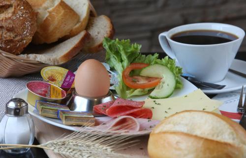 Stadthotel Lohne, Self Check In, mit Bäckerei und Cafe Lohne allemagne