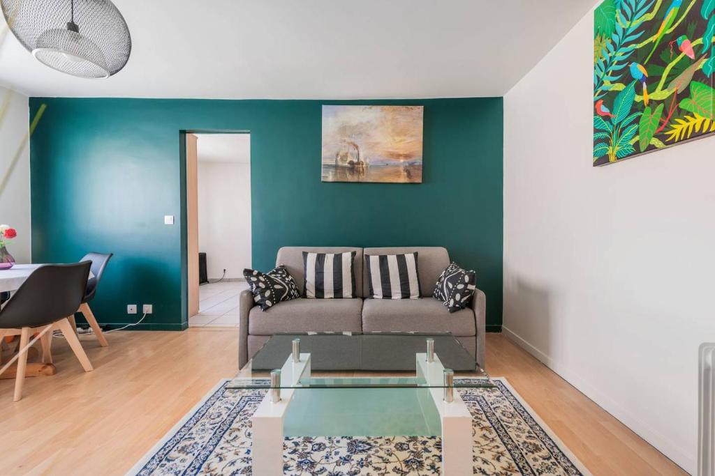 Appartement StayLib - Spacious flat 45m2 - 15min Paris & Orly 215 Rue Paul Vaillant Couturier, 94140 Alfortville