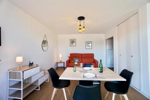 Appartement Stella Maris *50m de la mer*parking privé*terrasse 9 Avenue du Général de Gaulle Larmor-Plage