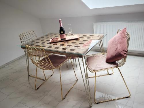 Appartements Stengels Sekt Appartements 7 Eberstädter Straße Weinsberg