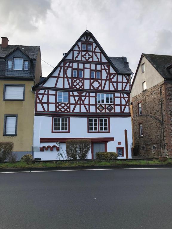 Maison de vacances Storchenhaus Bremm Am Storchenhaus 1, 56814 Bremm