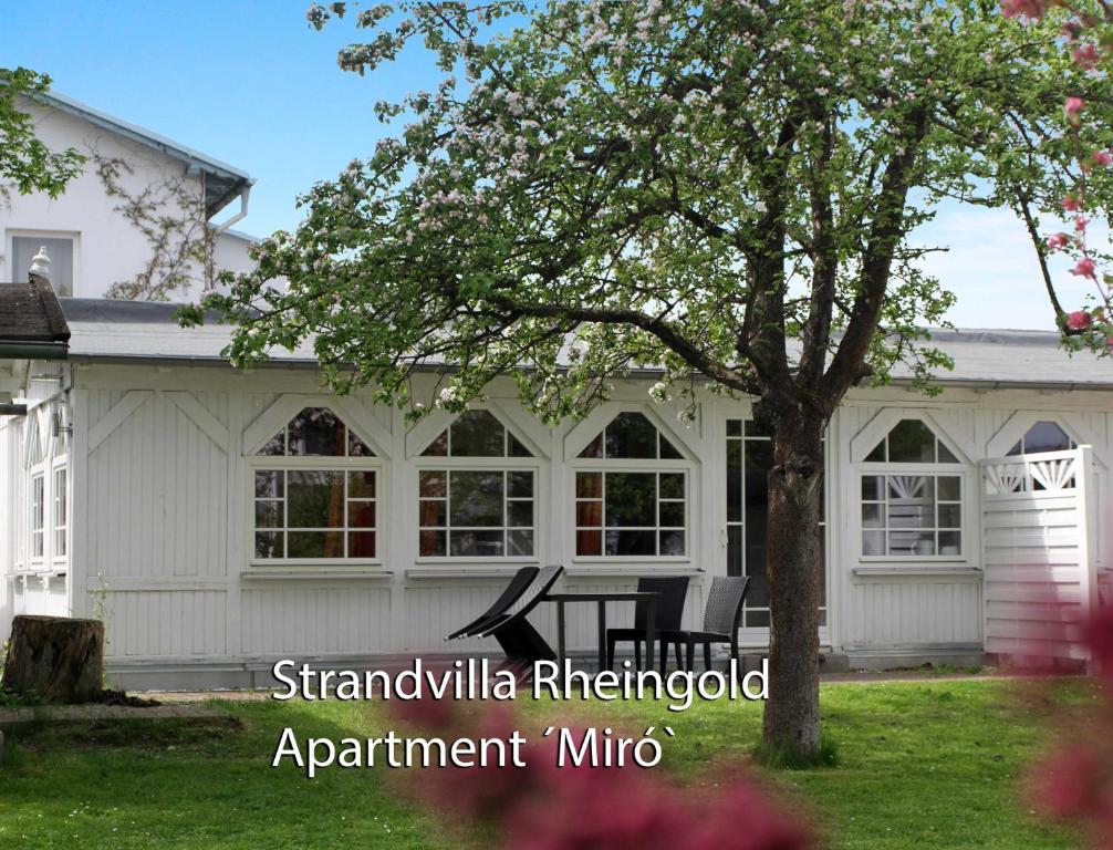 Maison de vacances Strandvilla Rheingold - Ferienwohnung Miro Waldstrasse 9d, Gebaude 3, 18586 Göhren