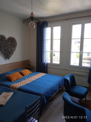 Appartement Studio 10, très bien placé, parking wifi gratuit 20 Boulevard Paul Chalvet Bagnoles-de-l\'Orne