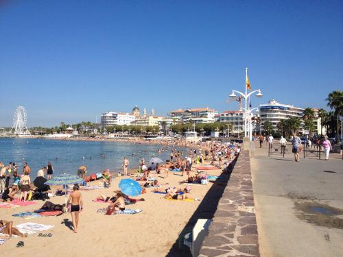 Studio 127, vue mer et piscine, port Santa Lucia Saint-Raphaël france