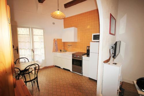 STUDIO 2 pers - 2EGA37 Collioure france