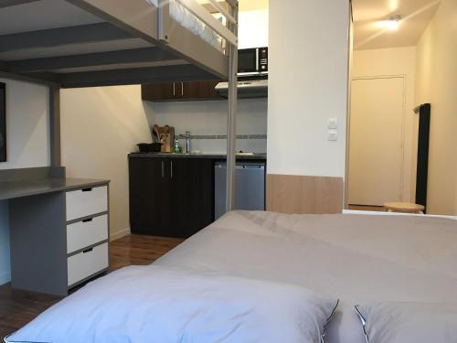 Appartement Studio 22m2 RER Val d’Europe à 150m /Disney-Paris appartement 184 Rue de la Charbonnière 32 Montévrain