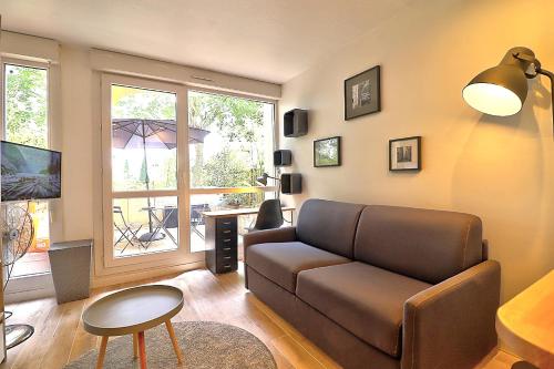 Studio 24h 24h Parking Terrasse Internet Toulouse france