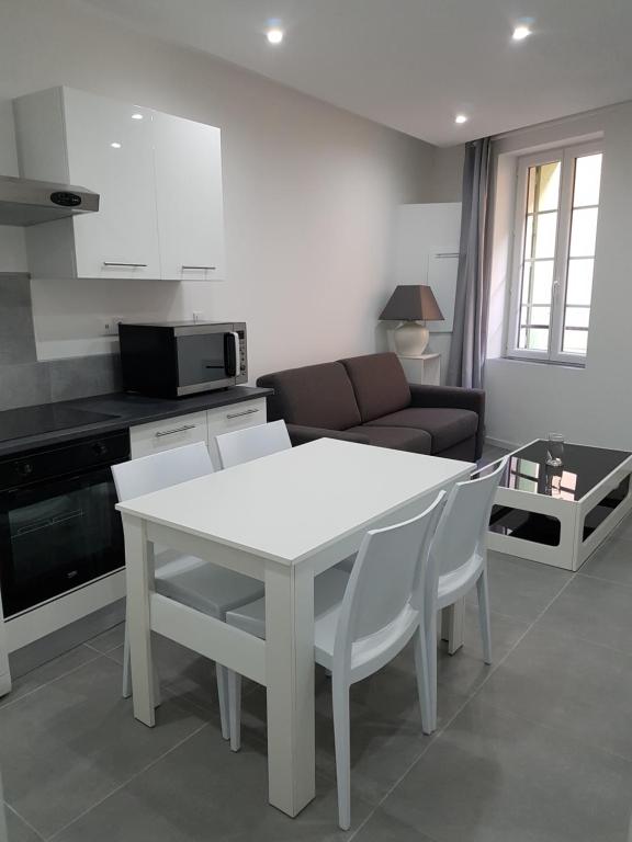 Appartement Studio 29 m2 cosy et confortable 108 rue de la libération, 34400 Lunel