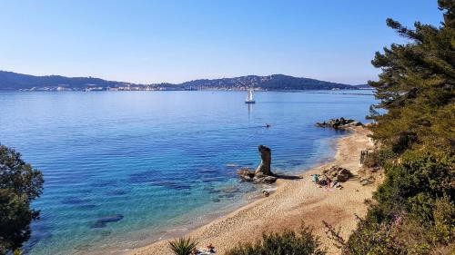 Studio 30 m2 500m Plages MOURILLON 3 Personnes Toulon france