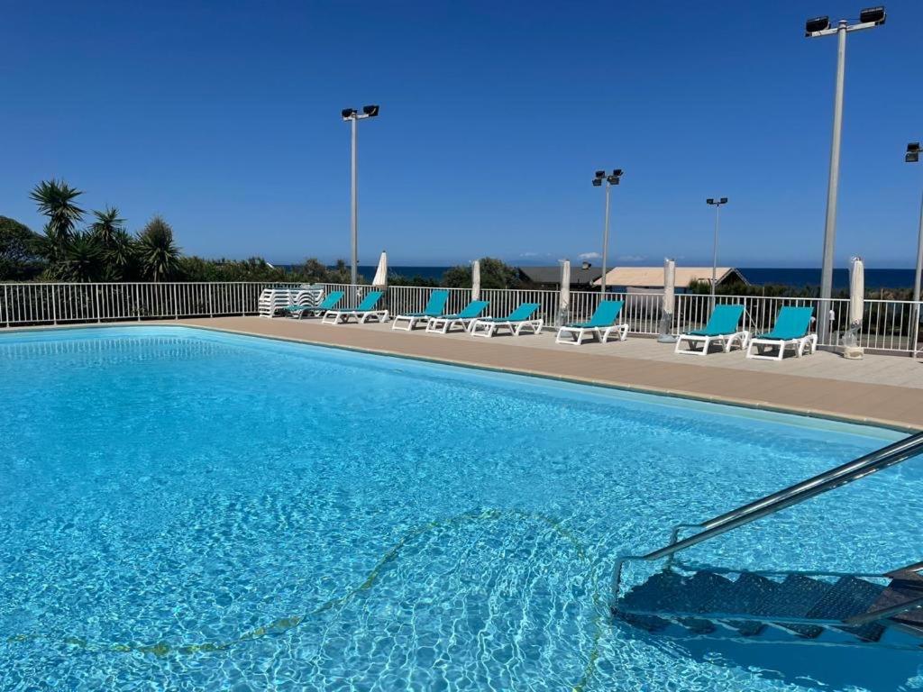 Appartement Studio 4 personnes bord de mer avec piscine wifi Paesolu di Prunete numéro 239 bâtiment B, 20221 Cervione