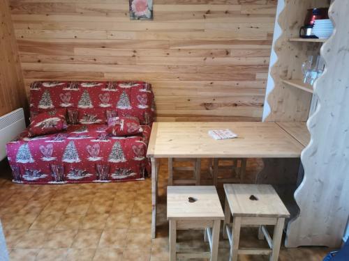 Appartement STUDIO immeuble le PANORAMIC, appartement 5 le bois des crues Thollon-les-Mémises