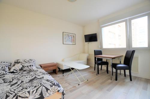 B&B / Chambre d'hôtes Studio 76 76 Rue de Mulhouse Saint-Louis