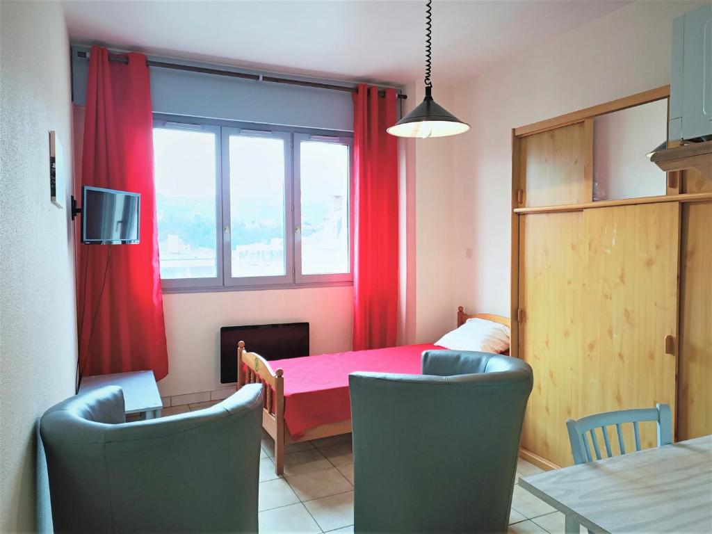Appartement Studio Aix-les-Bains, 1 pièce, 1 personne - FR-1-555-36 2 Rue de Chambéry, 73100 Aix-les-Bains