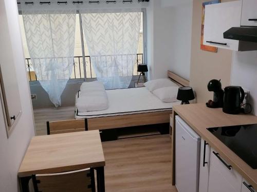 Appartement Studio Amélie-les-Bains-Palalda, 1 pièce, 2 personnes - FR-1-659-61 6 rue Castellane 1 er étage Amélie-les-Bains-Palalda