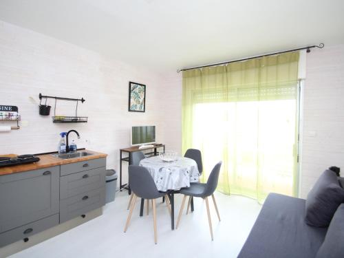 Appartement Studio Argelès-sur-Mer, 1 pièce, 2 personnes - FR-1-309-344 Résidence le petit bois bât A2 Appt 374 Avenue du Tech 1er étage Argelès-sur-Mer