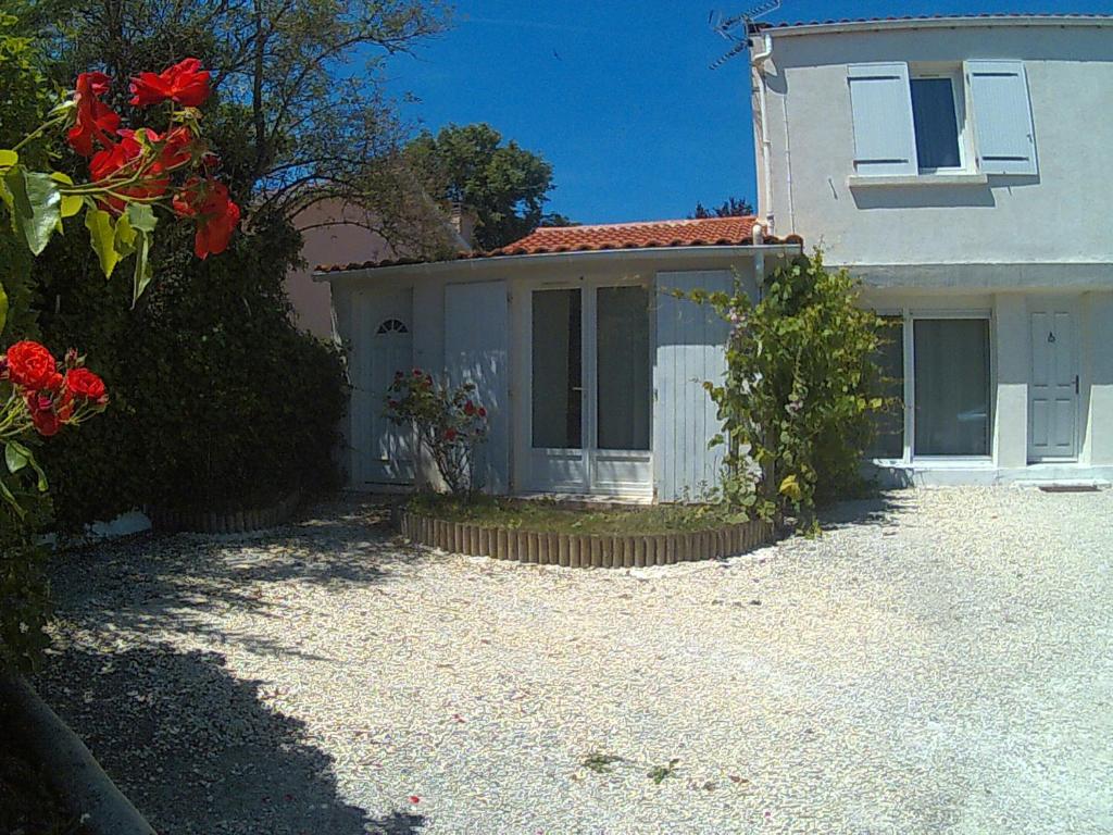 Appartement Studio au calme en périphérie de La Rochelle (Périgny) 24 Grande Rue, 17180 Périgny