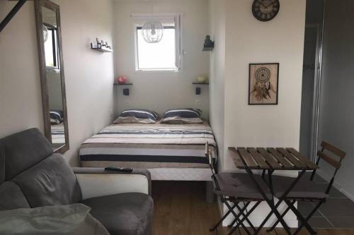 Appartement Studio avec cuisine tout neuf 20bis rue Jules Verne Villenave-dʼOrnon