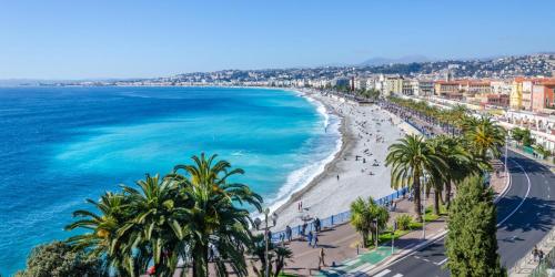 Appartement Studio avec Patio Privatif à 5 min à pied de la Plage 54 Rue Saint-Philippe Nice