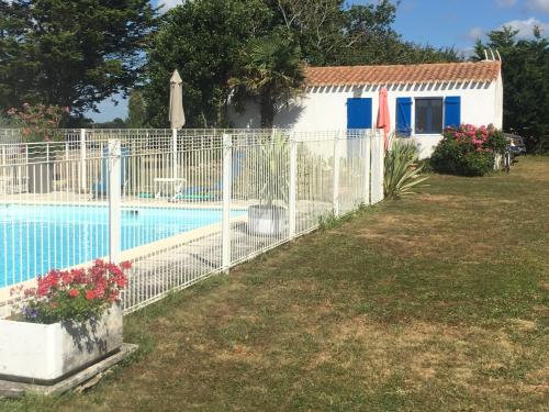 Studio avec piscine Beauvoir-sur-Mer france