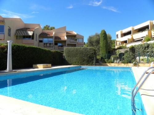 Studio avec piscines à 500m de la plage Bandol france