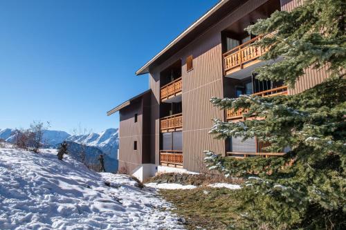 Studio avec terrasse amenagee a L'Alpe d'Huez L\'Alpe-d\'Huez france