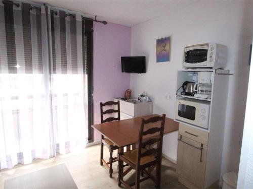 Studio Bagnères-de-Luchon, 1 pièce, 4 personnes - FR-1-313-183 Luchon france