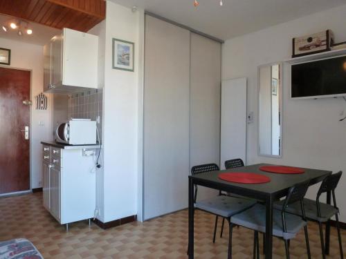 Appartement Studio Balaruc-les-Bains, 1 pièce, 2 personnes - FR-1-503-158 5 RUE DU MAIL Balaruc-les-Bains