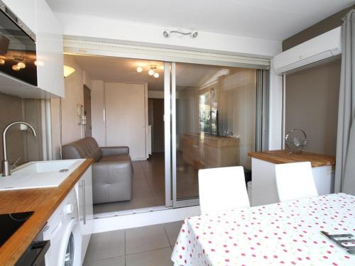 Studio Balaruc-les-Bains, 1 pièce, 2 personnes - FR-1-553-185 Balaruc-les-Bains france