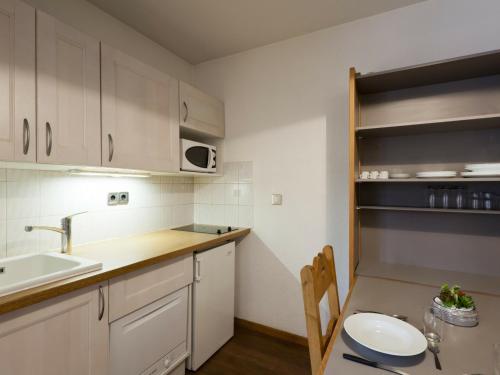 Appartement Studio Brides-les-Bains, 1 pièce, 2 personnes - FR-1-512-184 Esplanade des Thermes Brides-les-Bains