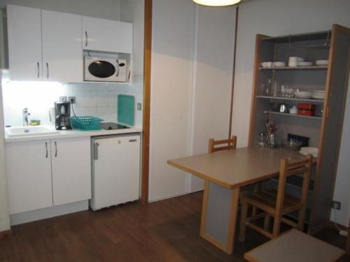 Appartement Studio Brides-les-Bains, 1 pièce, 4 personnes - FR-1-512-113 Esplanade des Thermes Brides-les-Bains